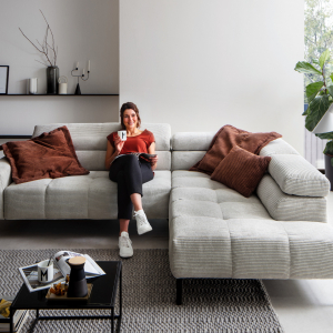 Cleveland_2AL-UBER_Cord_light_grey_Model_1